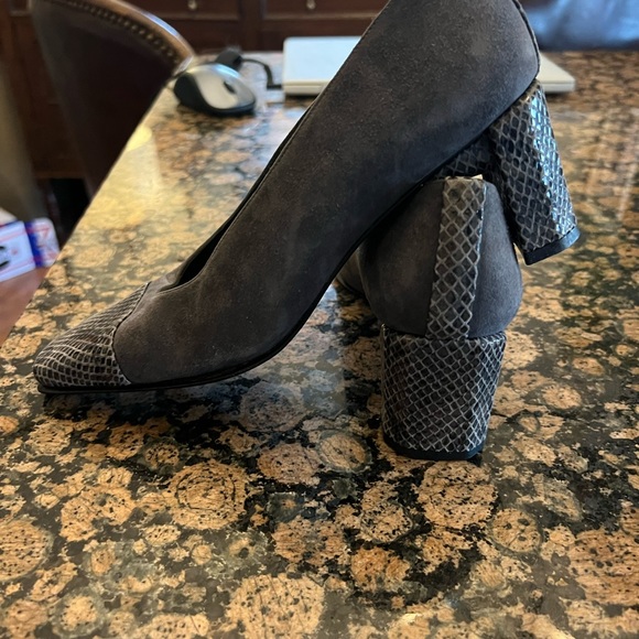 Stuart Weitzman heels - Picture 3 of 3